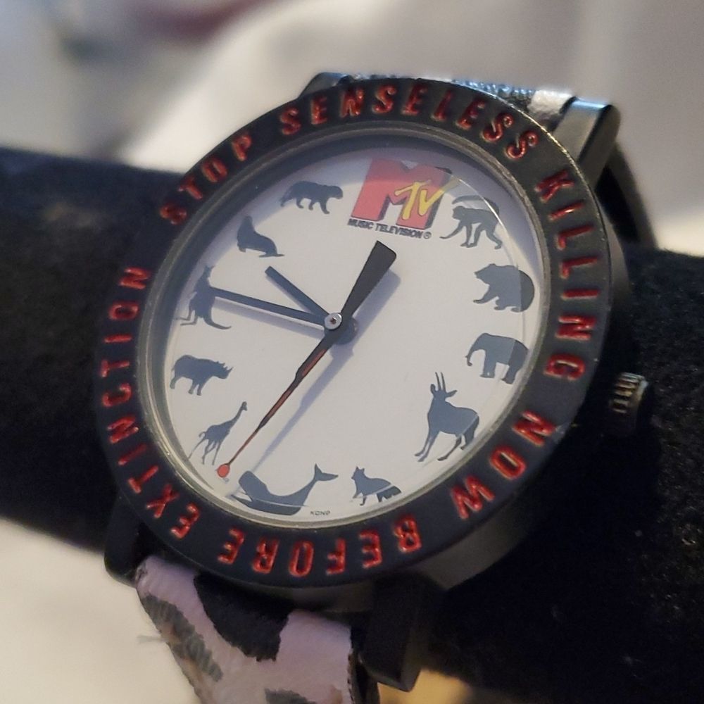 MTV Stop Senseless Killing Now Before Extinction Rifle Second‎ Hand Watch 1990